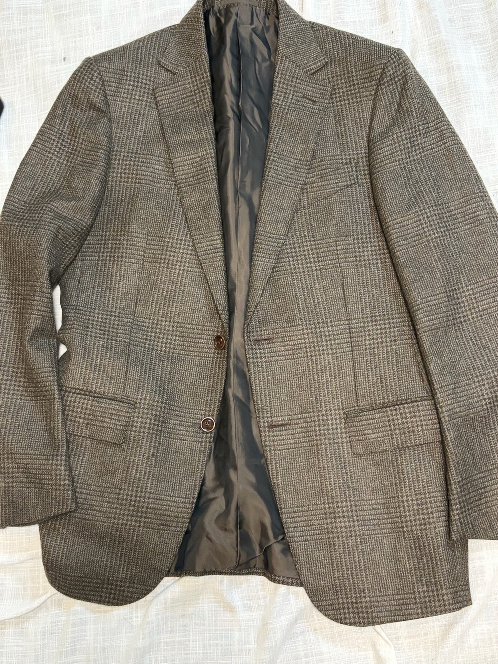 Ermenegildo Zegna pure cashmere jacket
Brown blue check 38R made in Switzerland